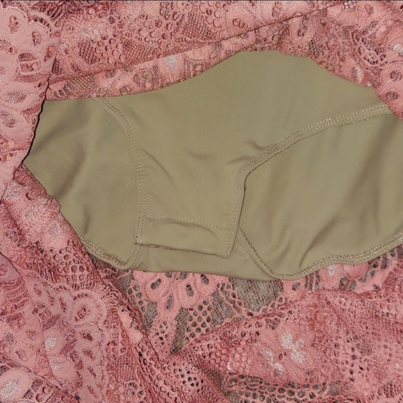 ❣️SALE❣️🍋For Love and Lemons🍋 pink lace dress size Small - Picture 5 of 6